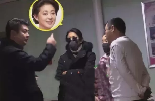 赵忠祥患鳞癌去世! 腿疼就医查出晚期 10亿遗产不给儿子全给他!
