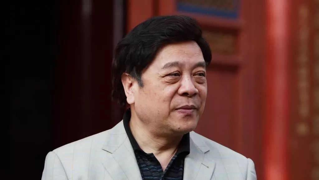 赵忠祥患鳞癌去世! 腿疼就医查出晚期 10亿遗产不给儿子全给他!