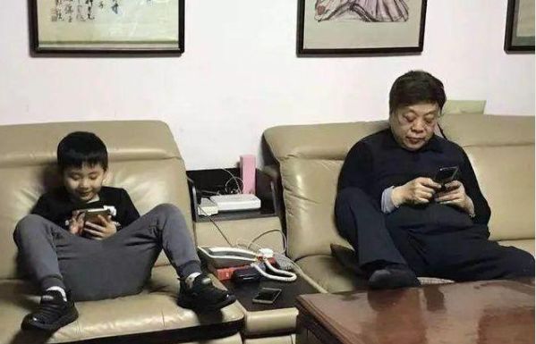 赵忠祥患鳞癌去世! 腿疼就医查出晚期 10亿遗产不给儿子全给他!