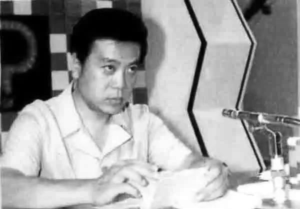 赵忠祥患鳞癌去世! 腿疼就医查出晚期 10亿遗产不给儿子全给他!