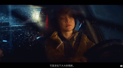 催泪! 周迅带女儿开出租爆红 感动全中国的背后 是多少妈妈的辛酸和爱?