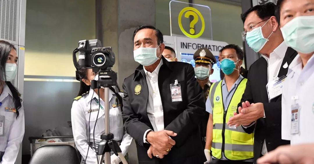 华人女子旅游胜地离奇死亡! 疑似肺炎 救护人员全副武装到场