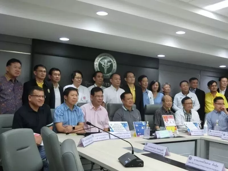 振奋人心! 新冠肺炎特效救命药来了 半天就见效 两天就治愈!