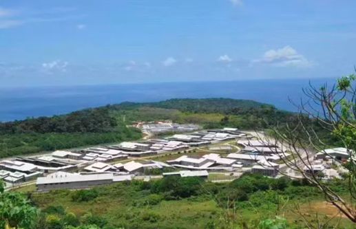 ​撤侨记: 有的像坐牢 有的跪求别撤了看到法国… 网友们全不淡定了!