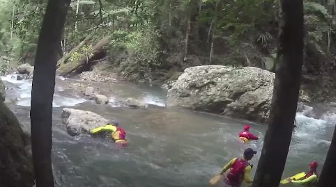 华人美女旅游胜地失踪 5天住山洞喝溪水 竟奇迹生还!