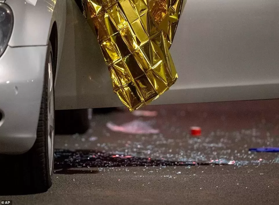 惨剧! 德国爆发大型恐袭 多人死伤! 枪手开宝马疯狂扫射 只为杀光移民!
