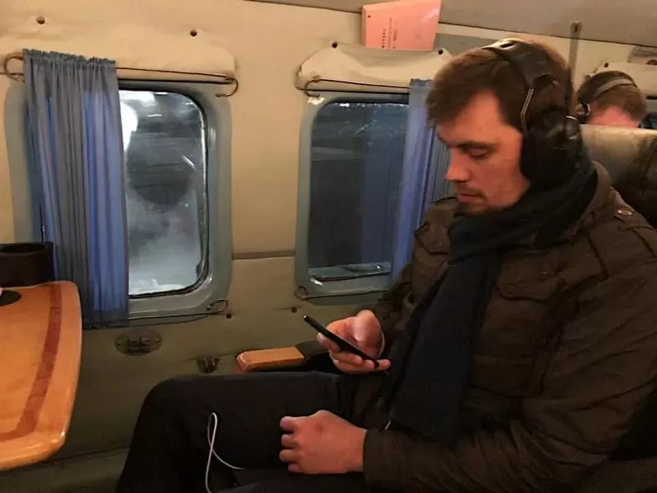 烧车打砸辱骂! 这国撤侨的待遇震惊世界 