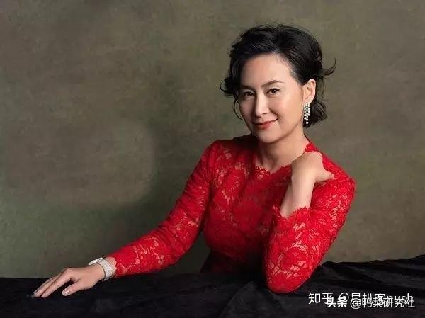 李嘉欣公公去世立遗嘱420亿不给分毛，人生赢家人设要倒?