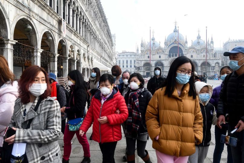 突发! 一夜之间 多国确诊暴增 全球股市狂泻 多米诺骨牌已经开始塌了!