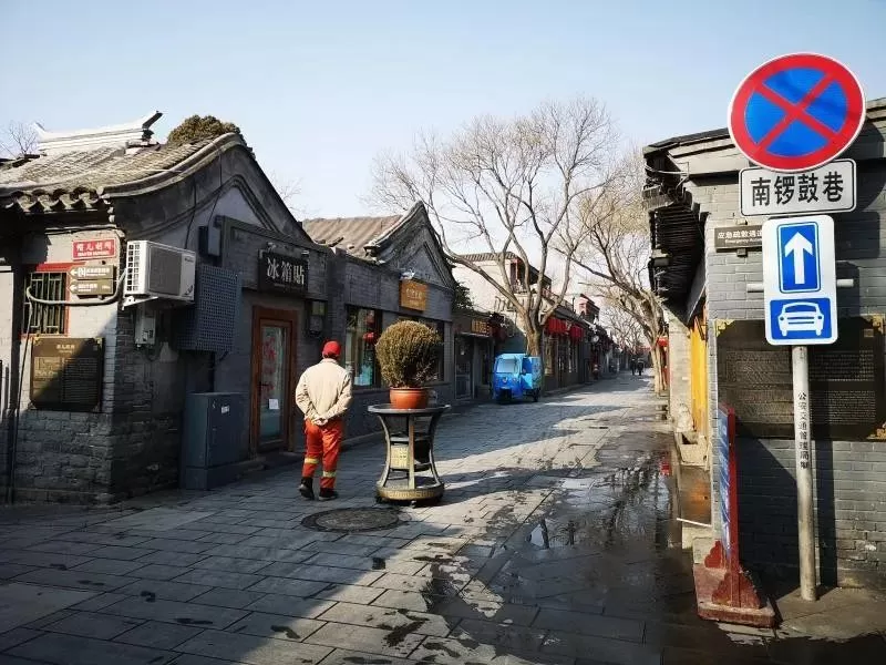 LV没人买了 加拿大龙虾没人吃了 中国人再不出门 全世界都要撑不住了!