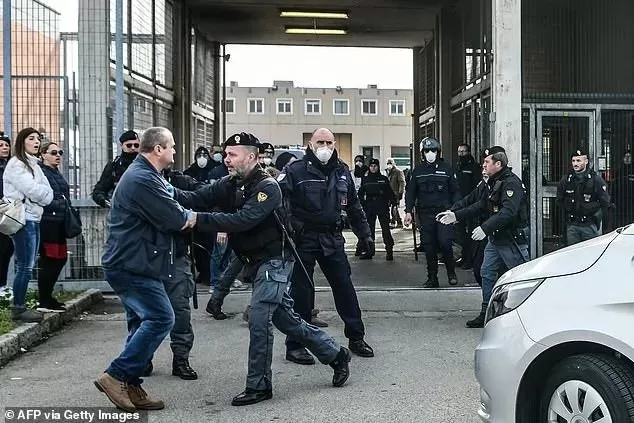 突发! 封城无效 意大利总理宣布封国! 今天死了97人!