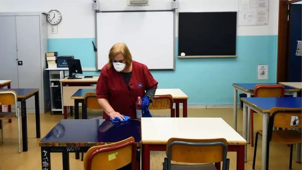 可怕! 英国卫生部长确诊 意大利破万紧急求救中国 疫情越来越恐怖了