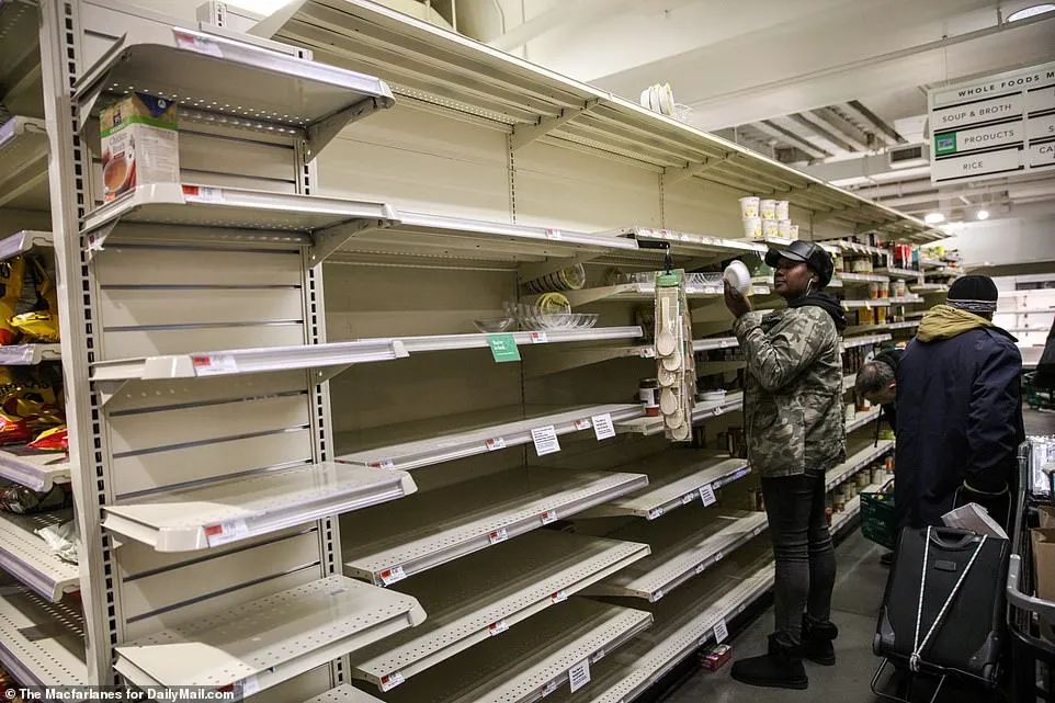 总理老婆确诊吓坏大温民众! Costco沃尔玛被攻陷 卫生纸饮用水全限购了!