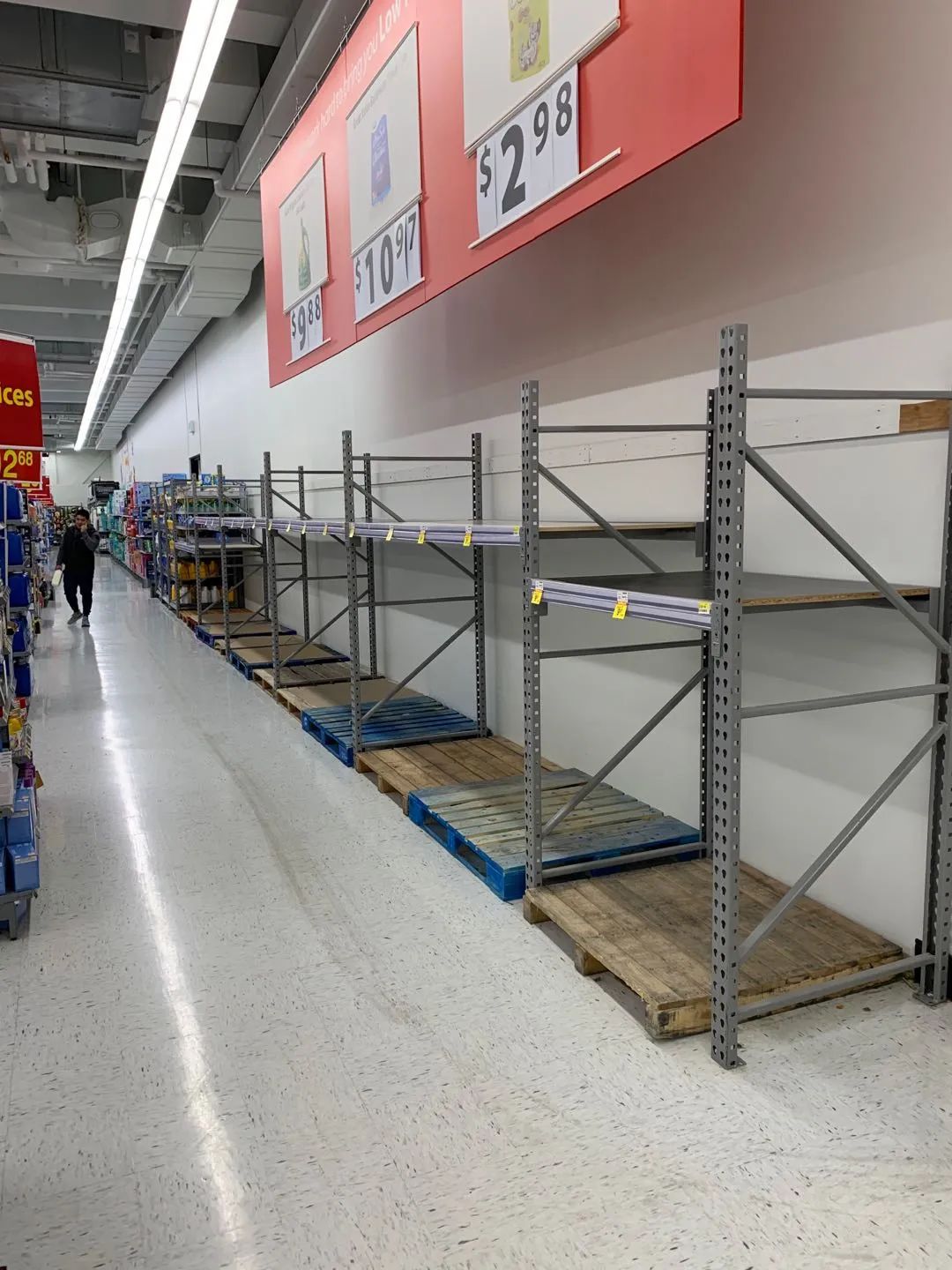 总理老婆确诊吓坏大温民众! Costco沃尔玛被攻陷 卫生纸饮用水全限购了!