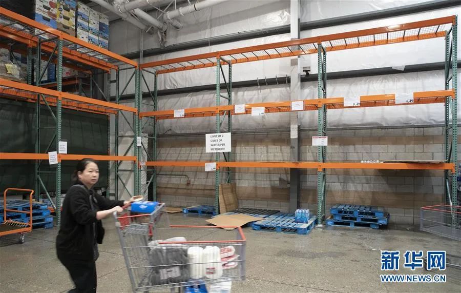 总理老婆确诊吓坏大温民众! Costco沃尔玛被攻陷 卫生纸饮用水全限购了!