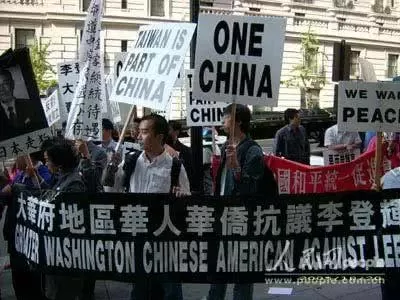 那10年，每一年美国都狠踹中国一脚！