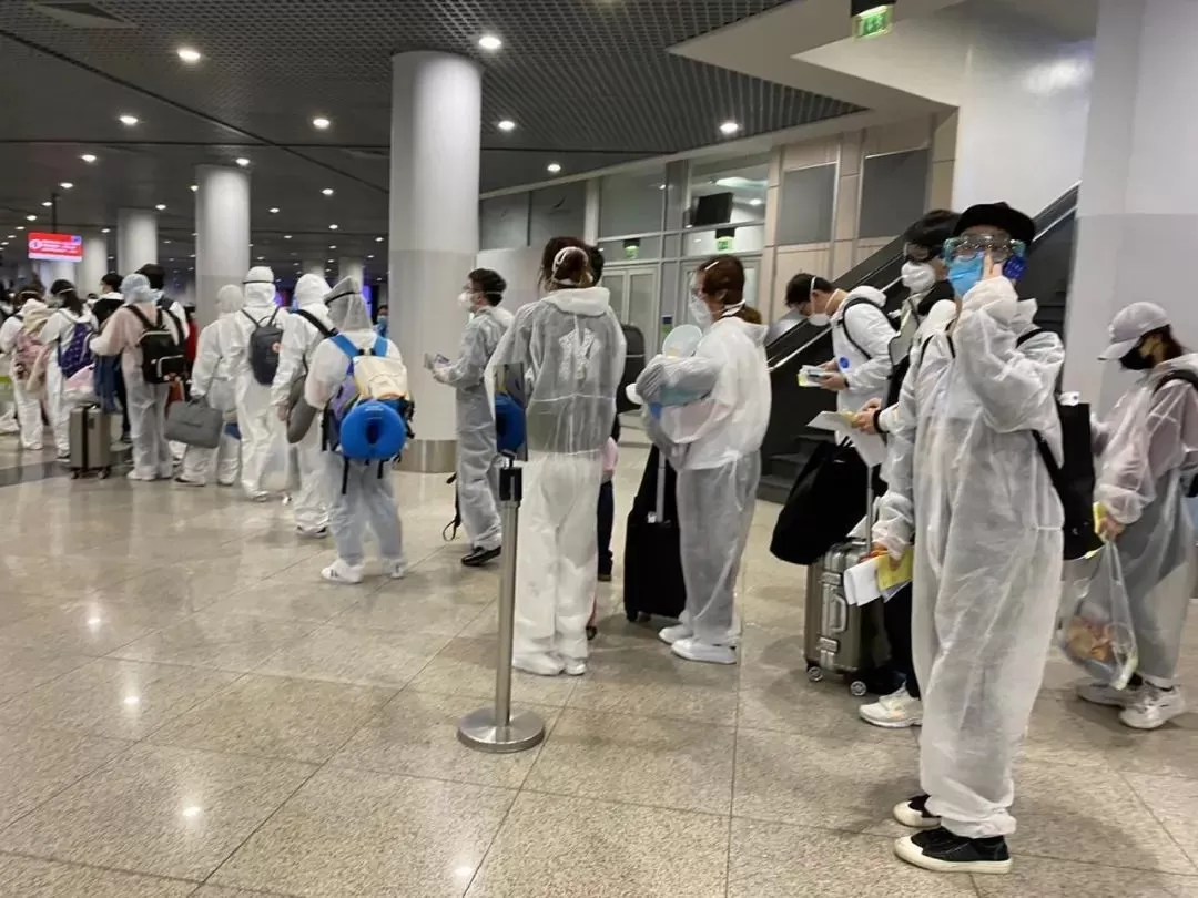 不妙! 国内多地发现温哥华输入病例  刚回国就送救护车 加国疫情细思极恐
