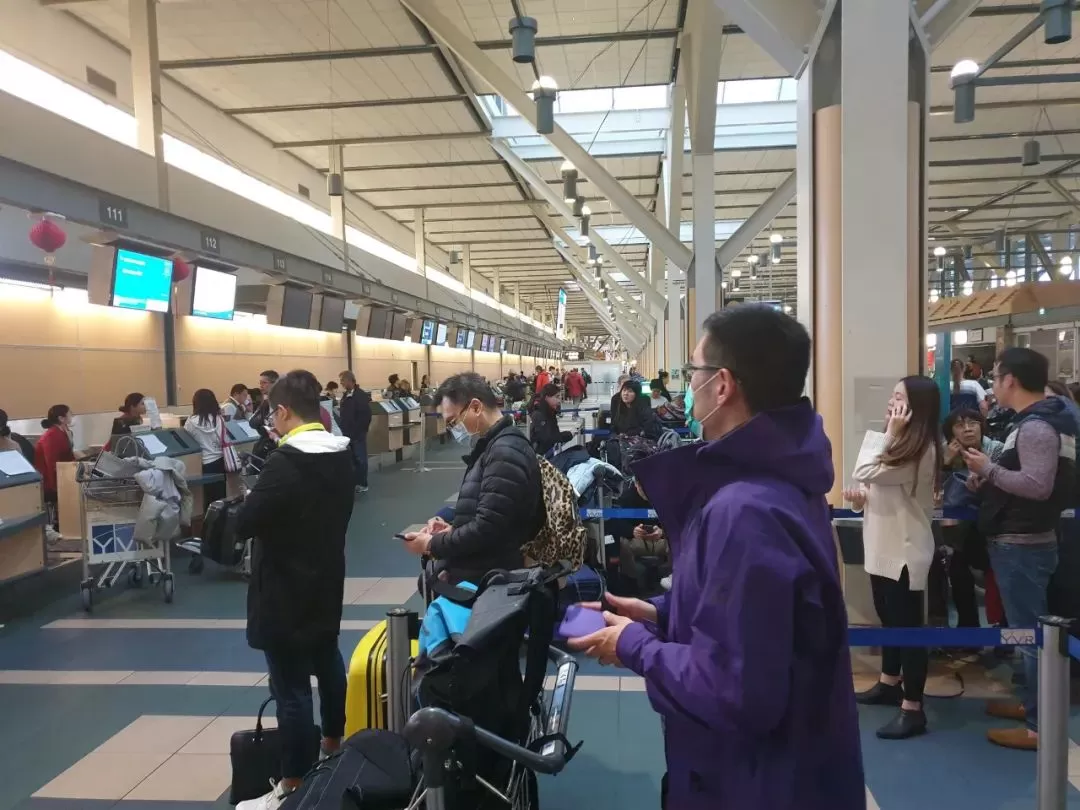 不妙! 国内多地发现温哥华输入病例  刚回国就送救护车 加国疫情细思极恐