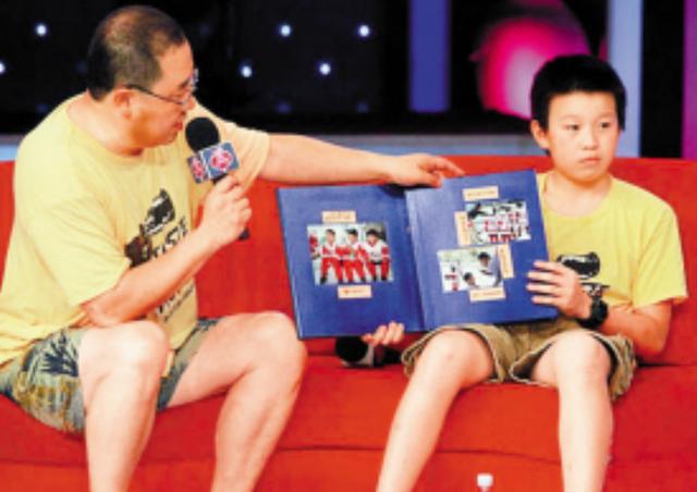 英达200万超跑和别墅曝光！小儿子年薪百万，和亲哥巴图大不同？