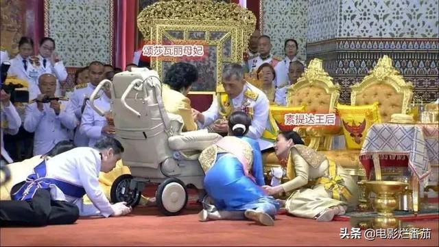 娶5个美貌王妃，废掉4位，泰国国王“自导自演”一出残酷的后宫戏