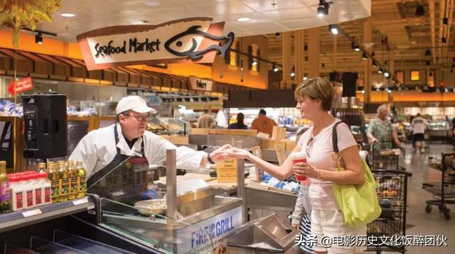 华裔房产经纪人：推开业主房门后才看到了美国的另一面