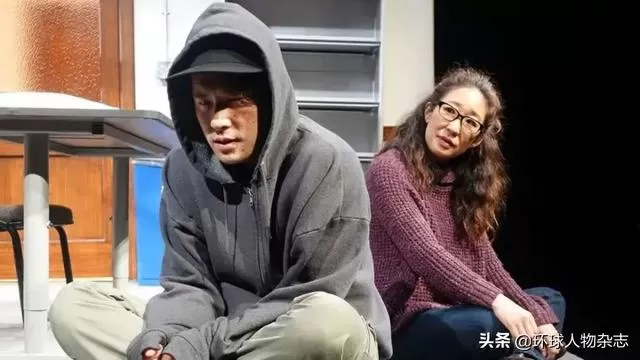 金球首位亚裔视后为中国怒批特朗普！曾因长相被丑拒、歧视，她用30年改写历史