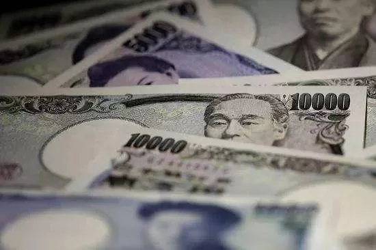 被误读的“广场协议”：日本是如何把自己玩死的？