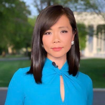 和特朗普正面刚的记者火了！华裔出身嫁美国总裁，老公浪漫又帅