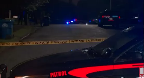悲剧! 美国16岁少年违反居家隔离令 硬要出门 被爸爸乱枪打死