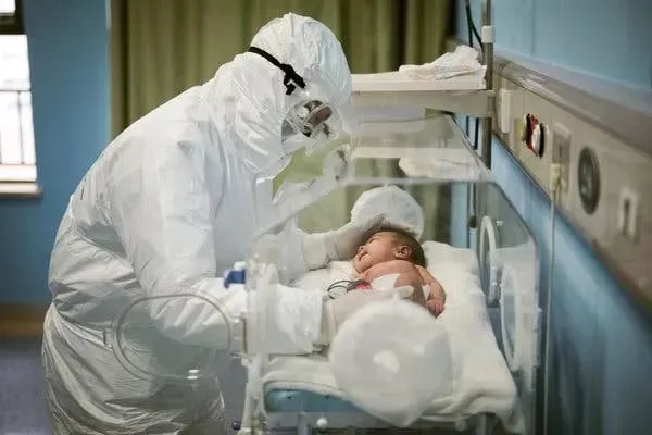 警惕! 大批儿童突染重疾 全身血管发炎 送进ICU后查出新冠阳性!
