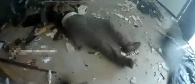 叙利亚雇佣兵在利比亚作战画面被曝光，被炮火覆盖，尸体遍地都是