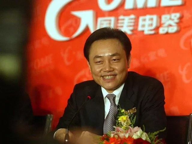 中专学历去给首富当司机，因长相被首富妹妹看上，逆袭后身家65亿