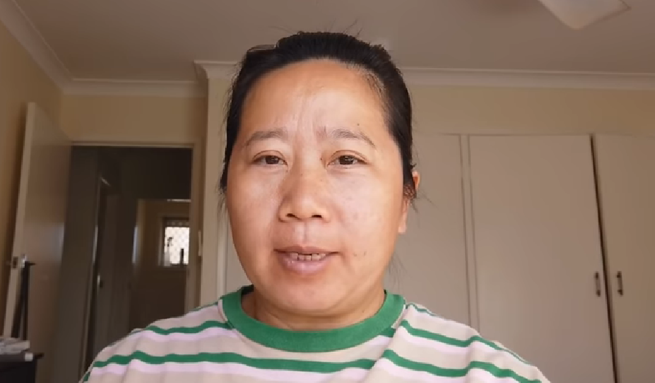 奇葩! 华人大妈下嫁18岁小鲜肉 主动出钱给老公买春 上节目成红人