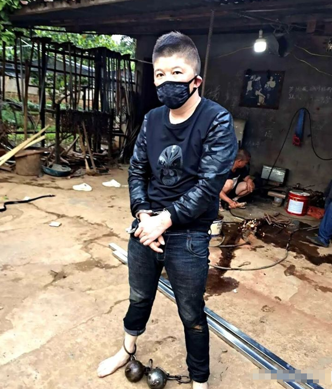 恐怖! 疫情下 3名华人被判死刑 就地枪决! 1分钟捅死戴口罩同胞 视频骇人!