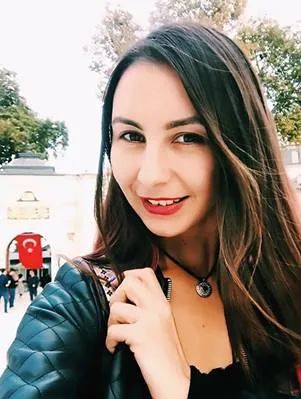 悲剧! 美女因疫情滞留旅游胜地 为拍张靓照跌落悬崖惨没命