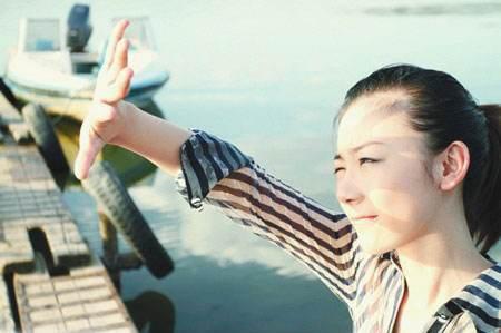 苏紫紫：全裸接受50家媒体采访，展示的是身体，教授却一直盯下身