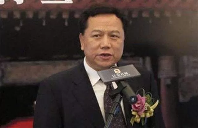 最“神秘”的北京富豪：别墅建在故宫旁边，却早已移民澳大利亚