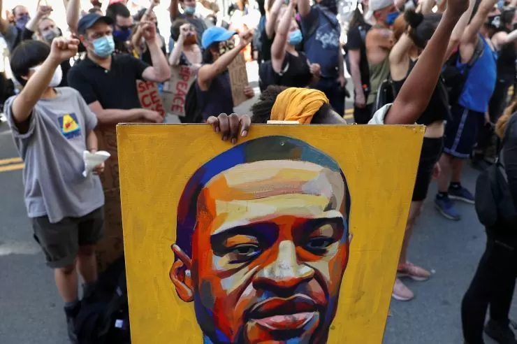2020-06-08T212815Z_1418301208_RC295H9PNCO5_RTRMADP_3_MINNEAPOLIS-POLICE-PROTESTS-NEW-YORK