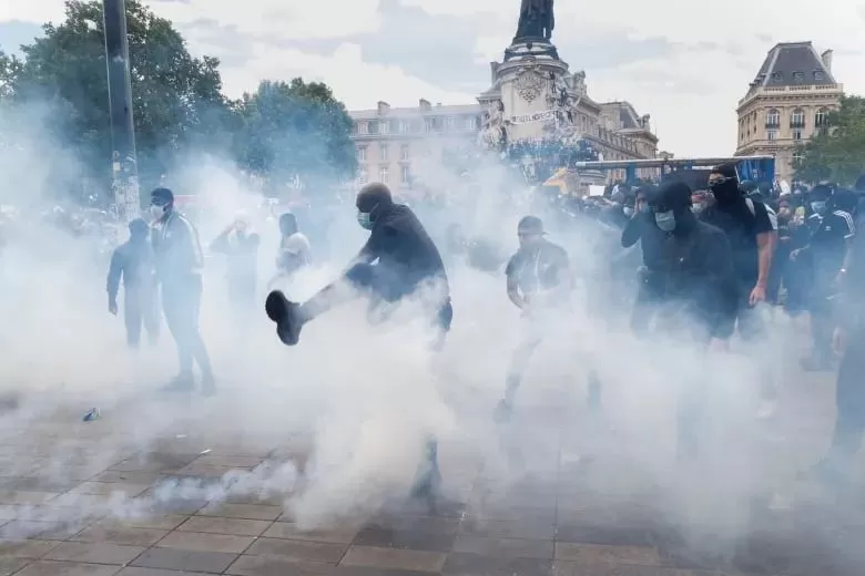​加拿大又爆游行! 温哥华抗议者封桥堵路要