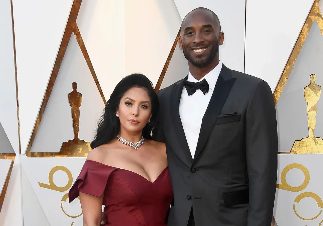 惊爆! 科比尸骨未寒 身家亿万的妻子竟遭多名NBA球星追求 门槛被踏破!