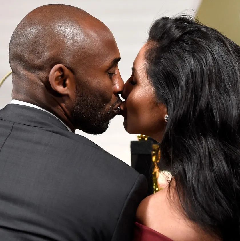 惊爆! 科比尸骨未寒 身家亿万的妻子竟遭多名NBA球星追求 门槛被踏破!