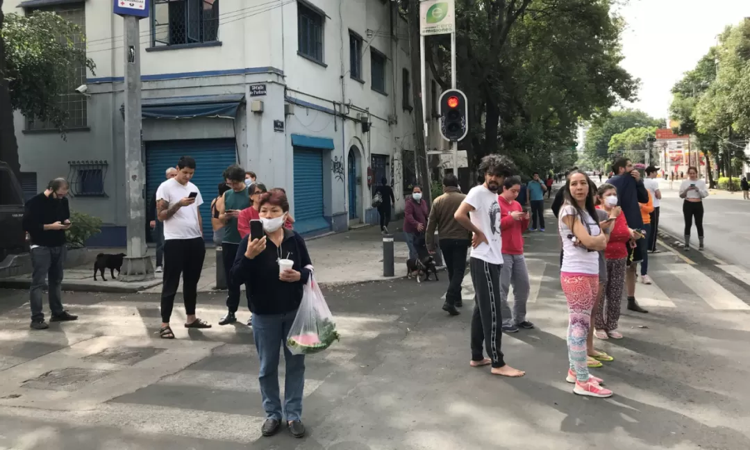 重大突发! 墨西哥爆发7.5级大地震 万人逃命 有人死伤 海啸已开始!