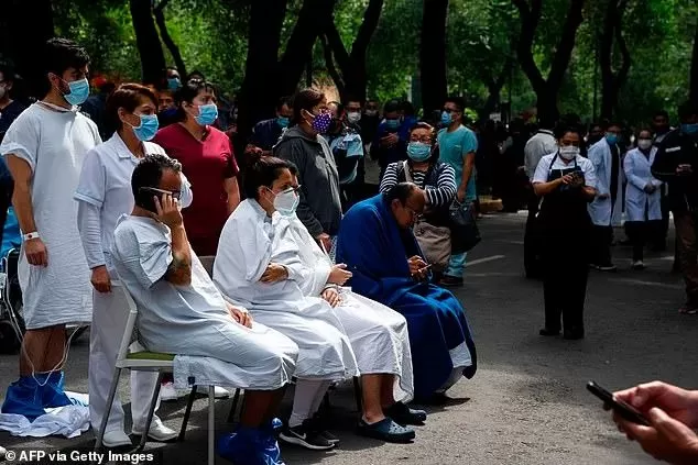 重大突发! 墨西哥爆发7.5级大地震 万人逃命 有人死伤 海啸已开始!