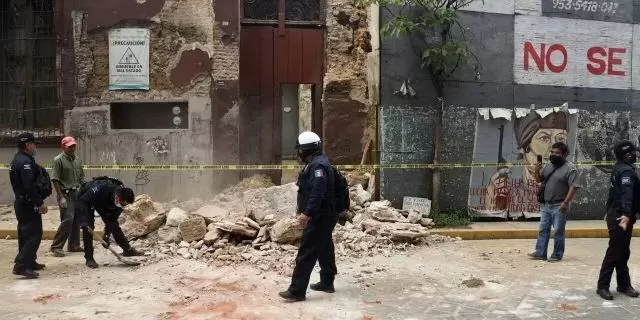 重大突发! 墨西哥爆发7.5级大地震 万人逃命 有人死伤 海啸已开始!