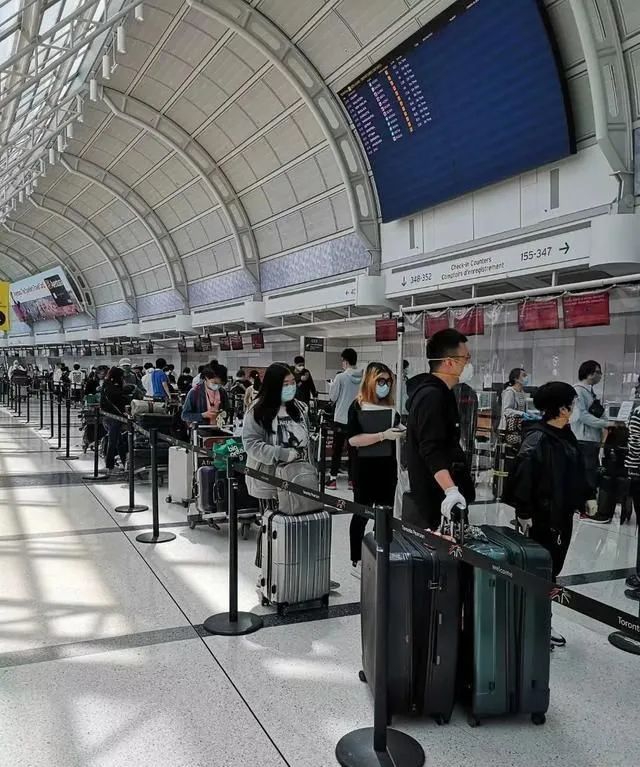警惕! 美国华人转3架飞机回国 一落地发烧确诊! 中间还来了趟温哥华...