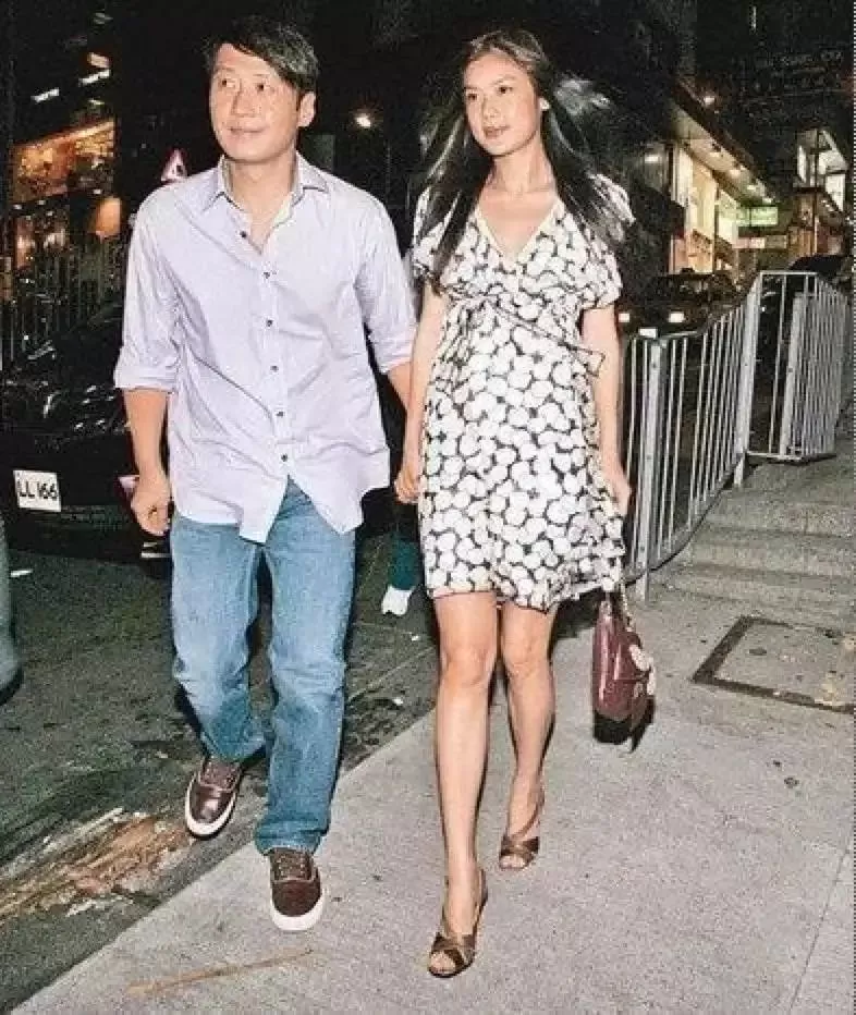 华人超模人美路子野 败光天王7亿家产 37岁嫁到美国当大龄产妇!