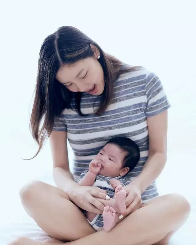 华人超模人美路子野 败光天王7亿家产 37岁嫁到美国当大龄产妇!