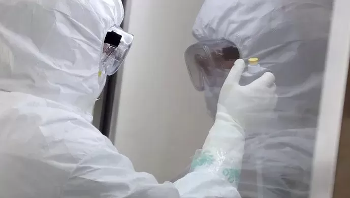6名华人坐飞机回国感染 登机前阴性 落地后阳性 全机187人隔离 航班熔断!