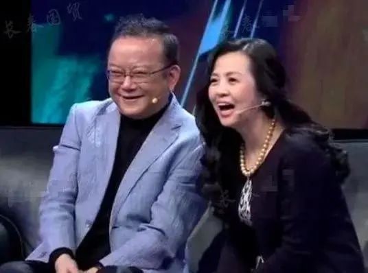 国宝级华人男明星经历三婚 痴心小20岁娇妻 供其每月上百万花销