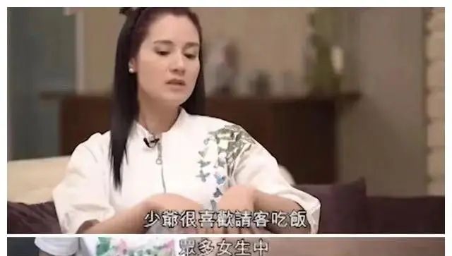 华人艳星惨进ICU 险没命! 当年一脱成名 投靠亿万富豪 如今竟落魄到…